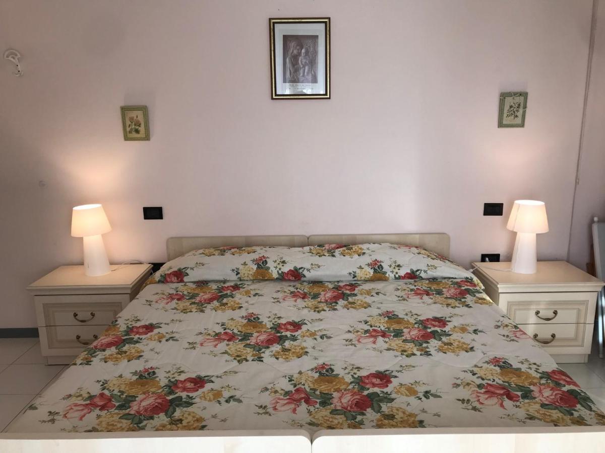 Apartment In Lazise/Gardasee 21982 מראה חיצוני תמונה